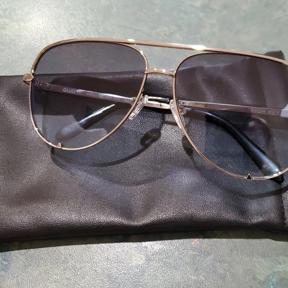 Quay High‎ Key unisex Aviator UV Protection silver wire frame Sunglasses new